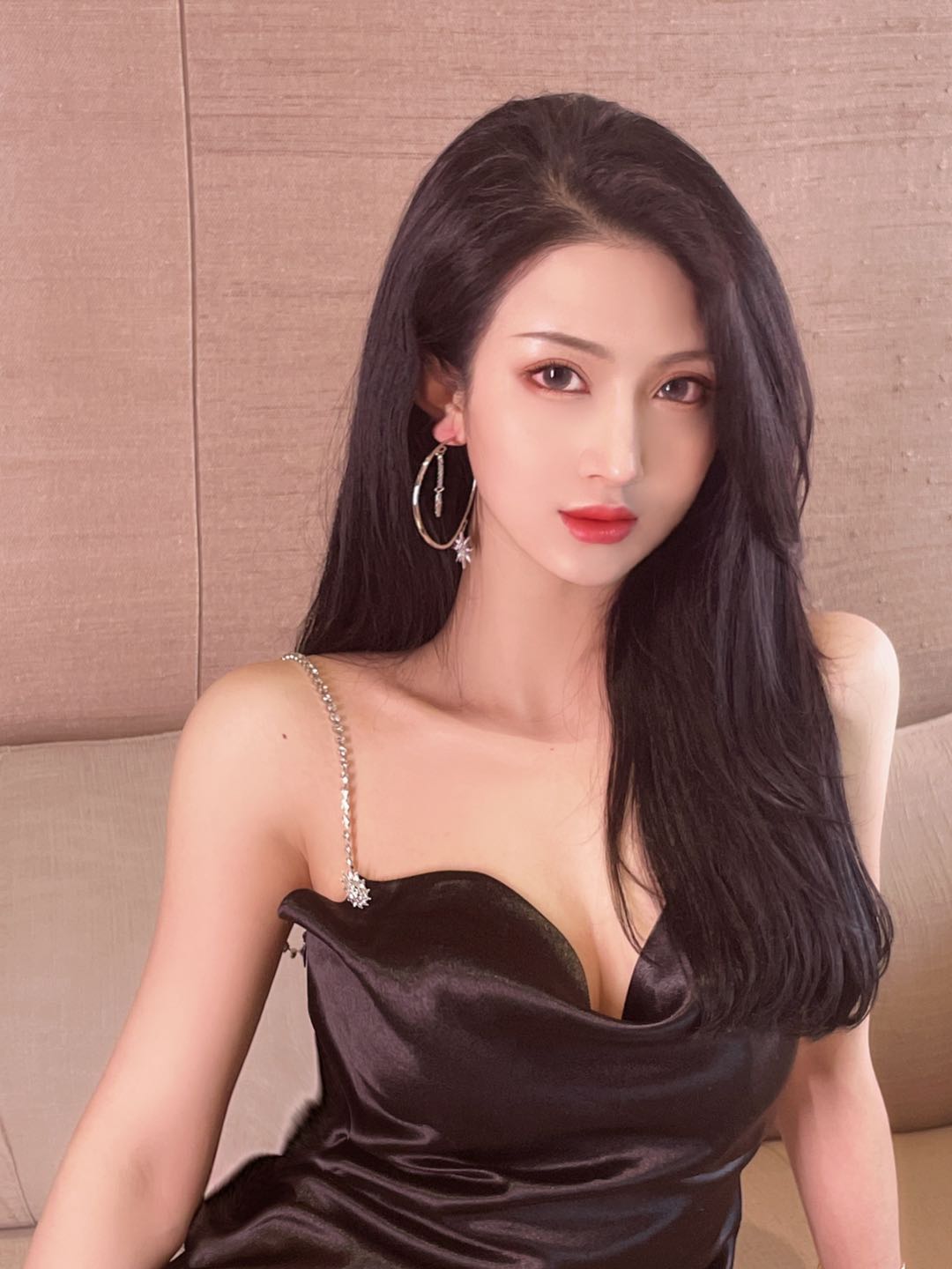 东京援交女模特